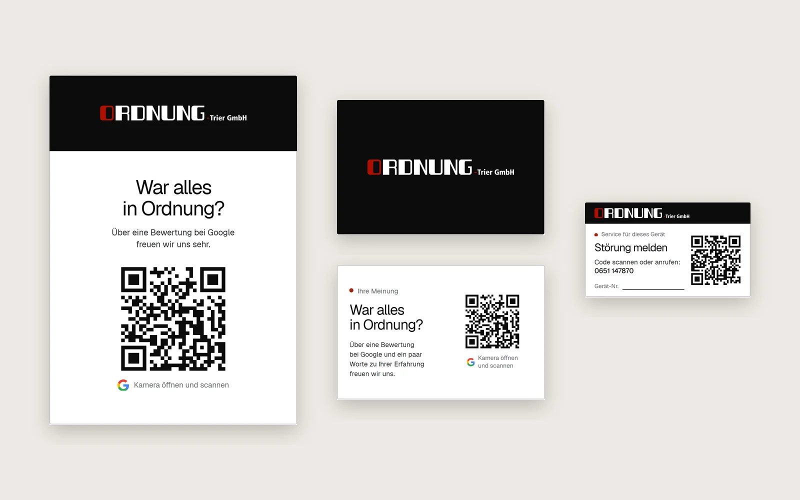 Das Bewertungspaket von Ordnung Trier: ein Aufsteller mit der Frage War alles in Ordnung? und einem QR-Code, die Vorder- und Rückseite der Bewertungskarte und ein Serviceaufkleber mit der Überschrift Störung melden.